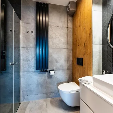 アパート U Nas W Sudetach シクラルスカ・ポレンバ